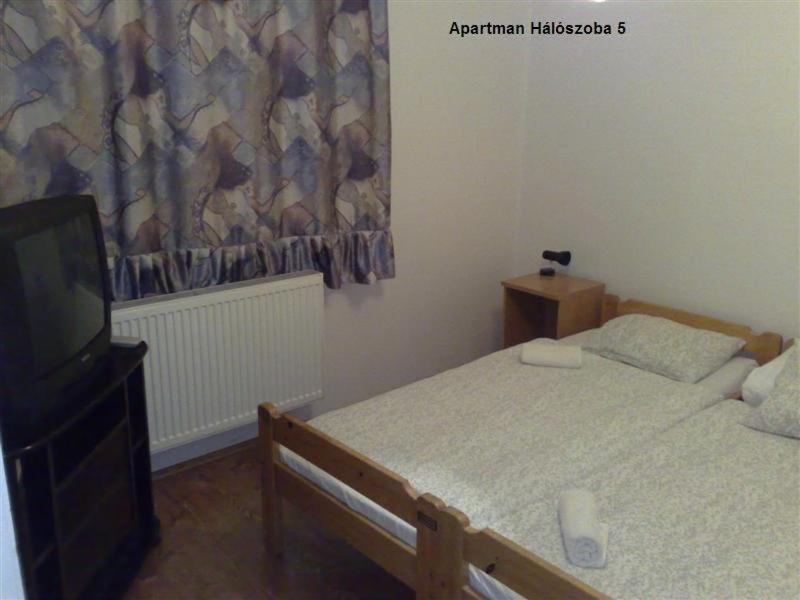 Marci Villa Pécs Quarto foto